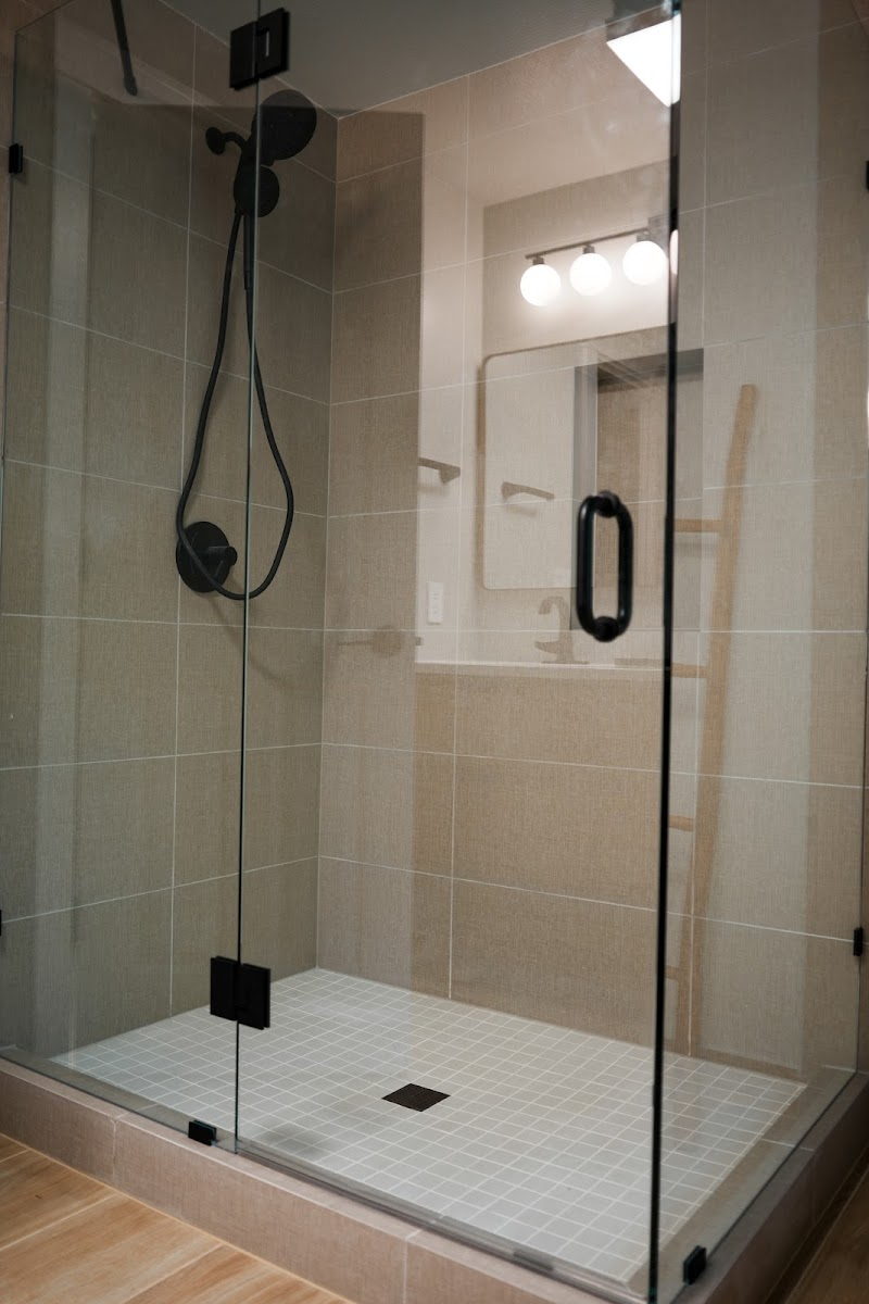 Photograph from Zhenhao Ye's review